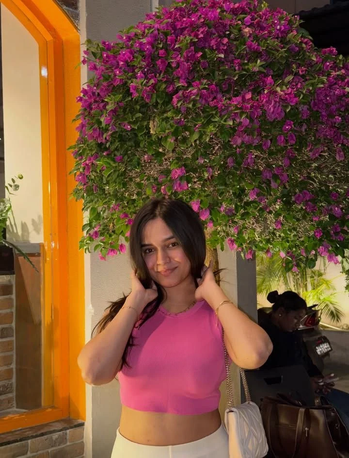 Mansi Shah – Indian escort in Chandigarh — 1 / 5