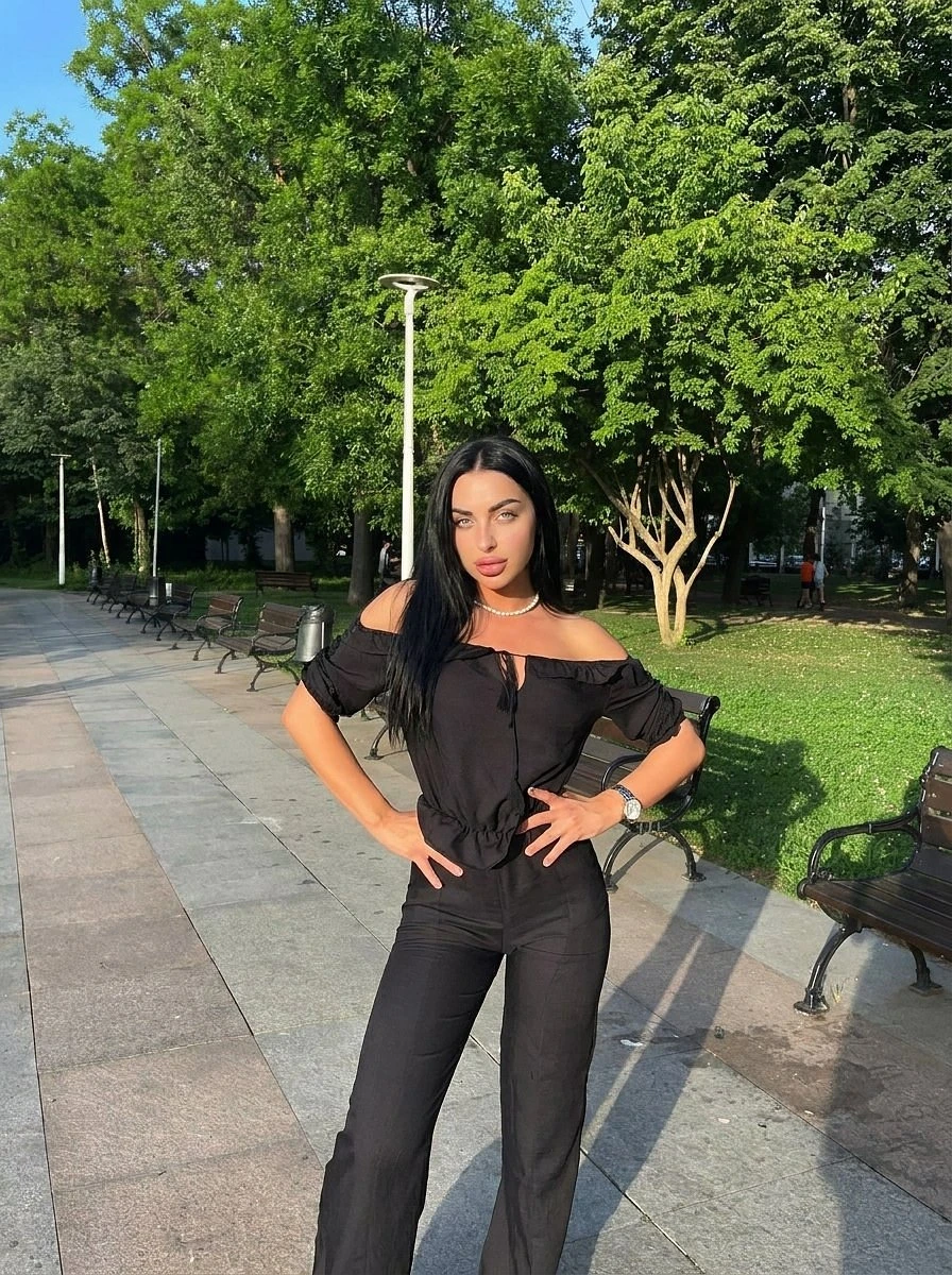 Grace Velvet Vixen – Russian escort in Hong Kong — 3 / 7