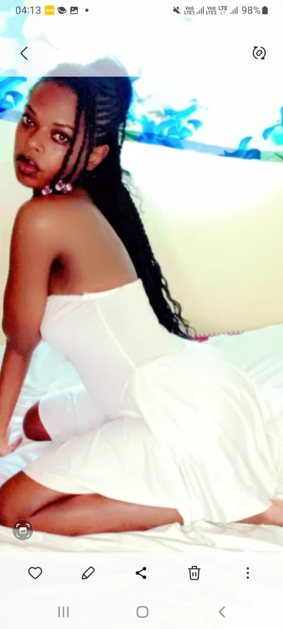 Sasha Bae – Ethiopian escort in Chennai — 3 / 4