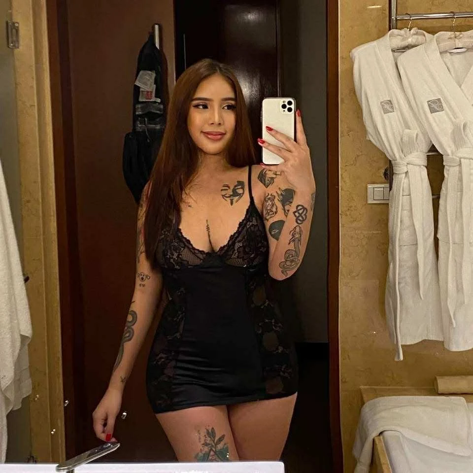 CAMSHOW ONLY( NOT IN INDIA) – escort in Bangalore — 2 / 28