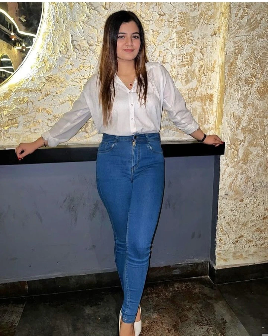 Harshita Sharma – Indian escort in Guwahati — 2 / 6