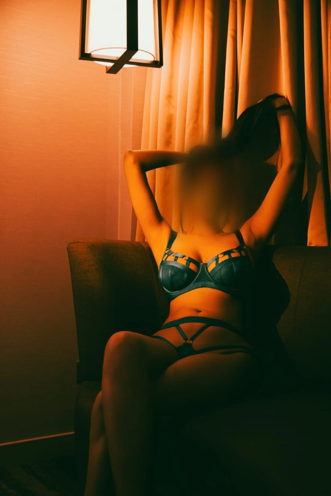 Aisha ramp model – Indian escort in Bangalore — 7 / 8