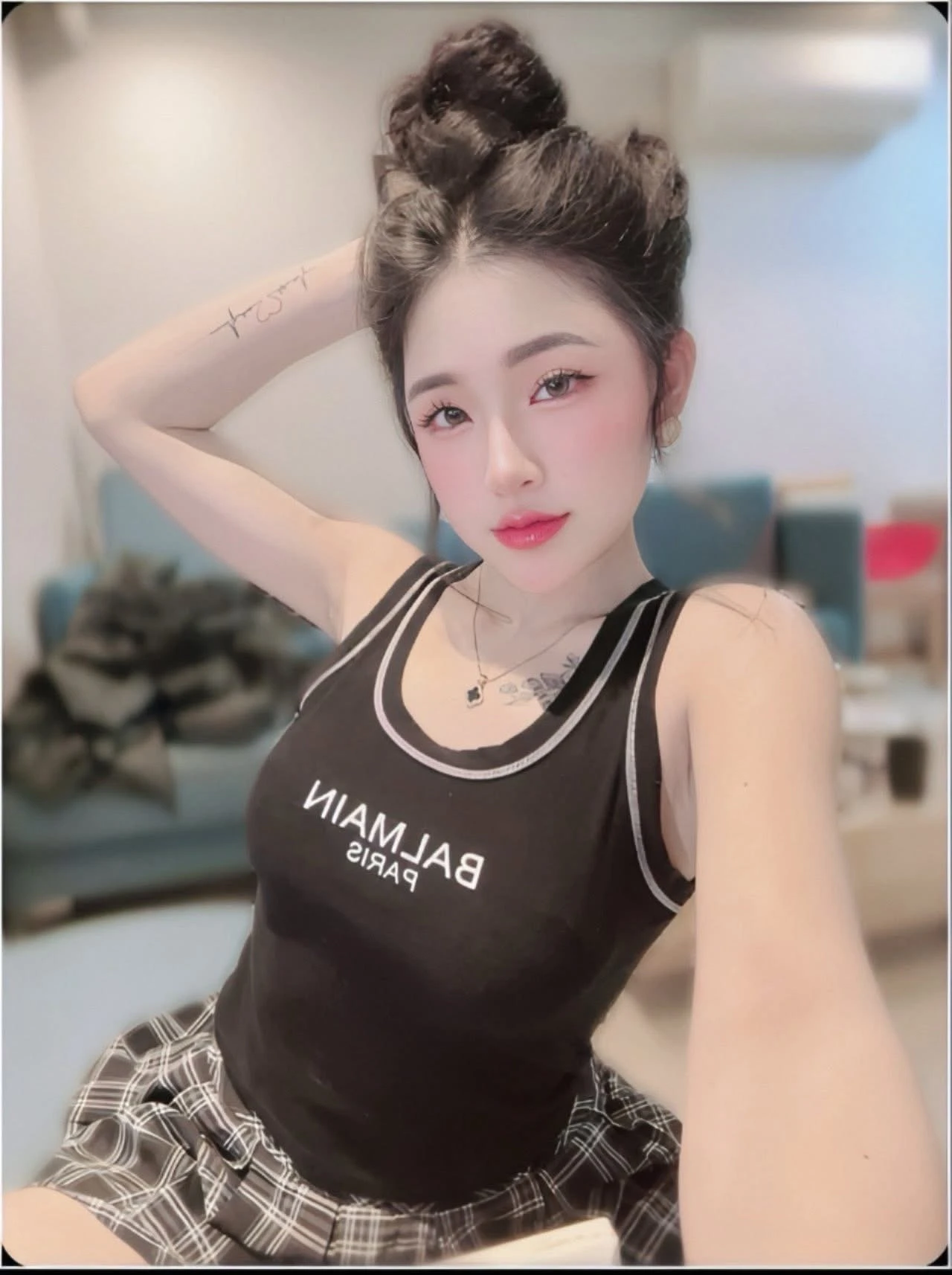 Hana Love Man india – Vietnamese escort in Bangalore — 7 / 9