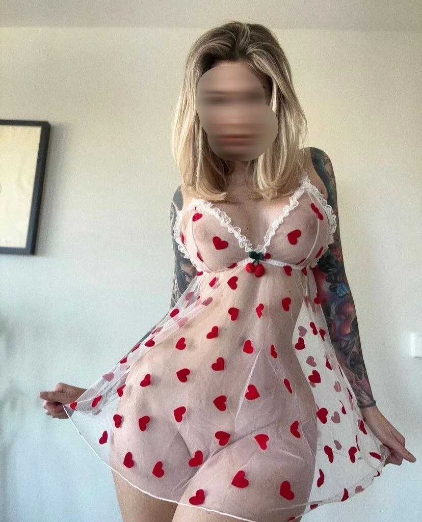 Kate – Ukrainian escort in Tallinn — 2 / 5