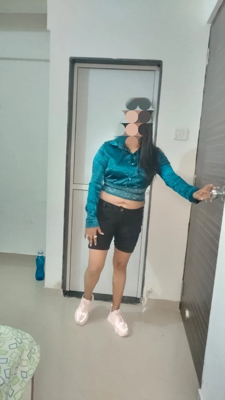 Palak Reel Meet & Cam Show – Indian escort in Bangalore — 4 / 6