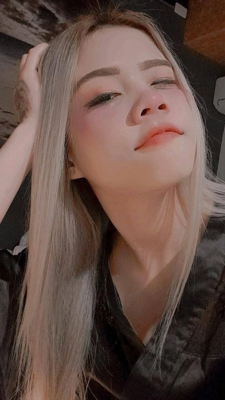 Bee – Thai escort in Hong Kong, Escort, Hong Kong