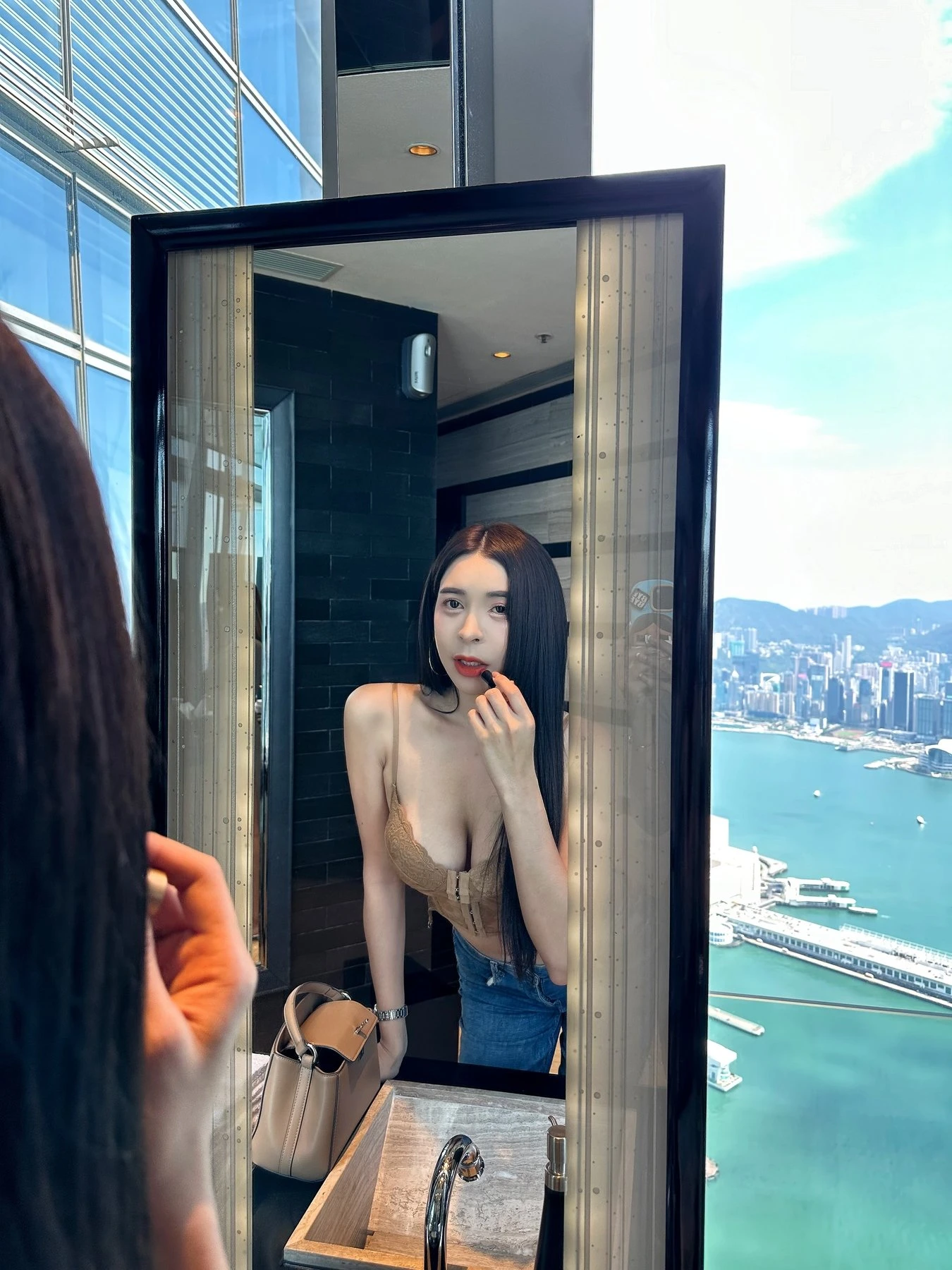 Jesse – Malaysian escort in Hong Kong — 4 / 9