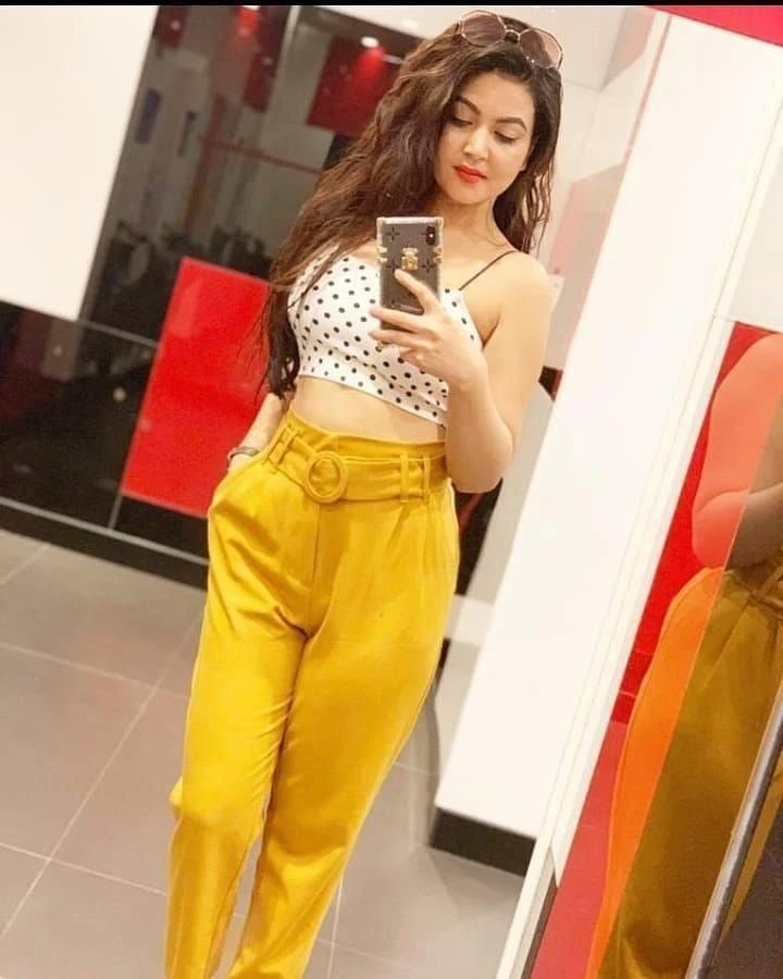 Suhani – Indian escort in Bangalore — 2 / 3