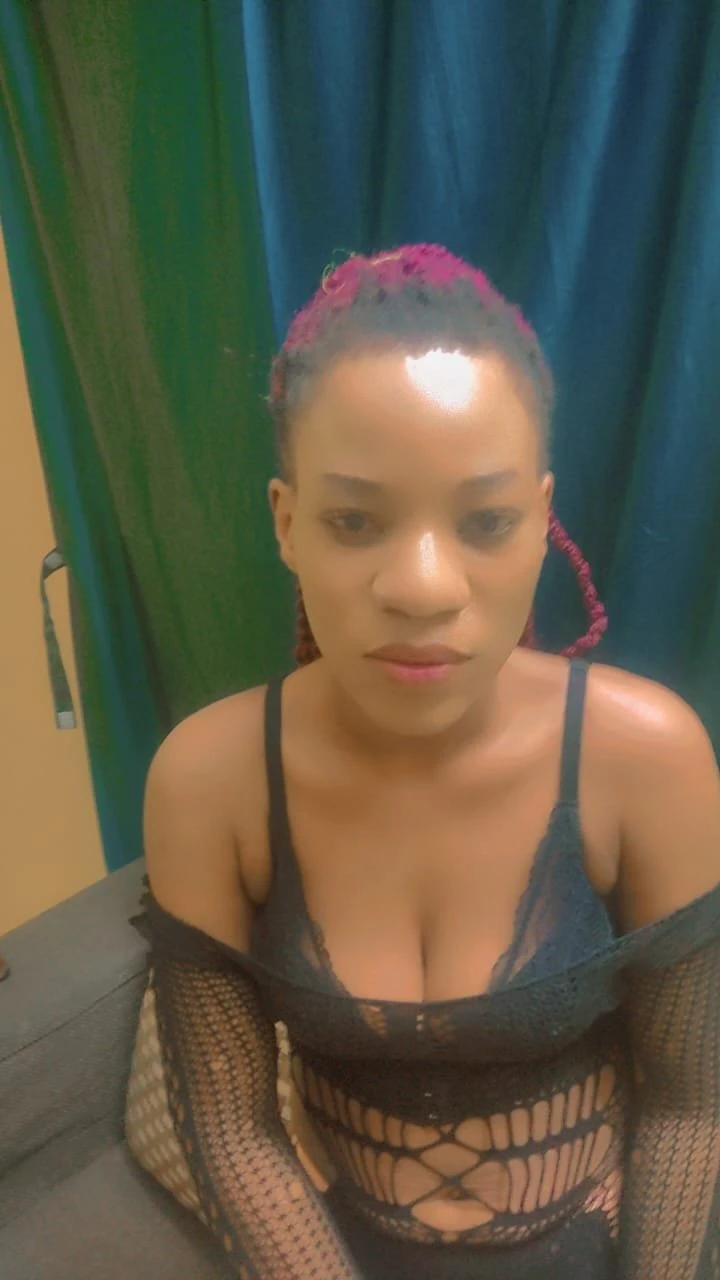 Anni – escort in Chennai — 2 / 4