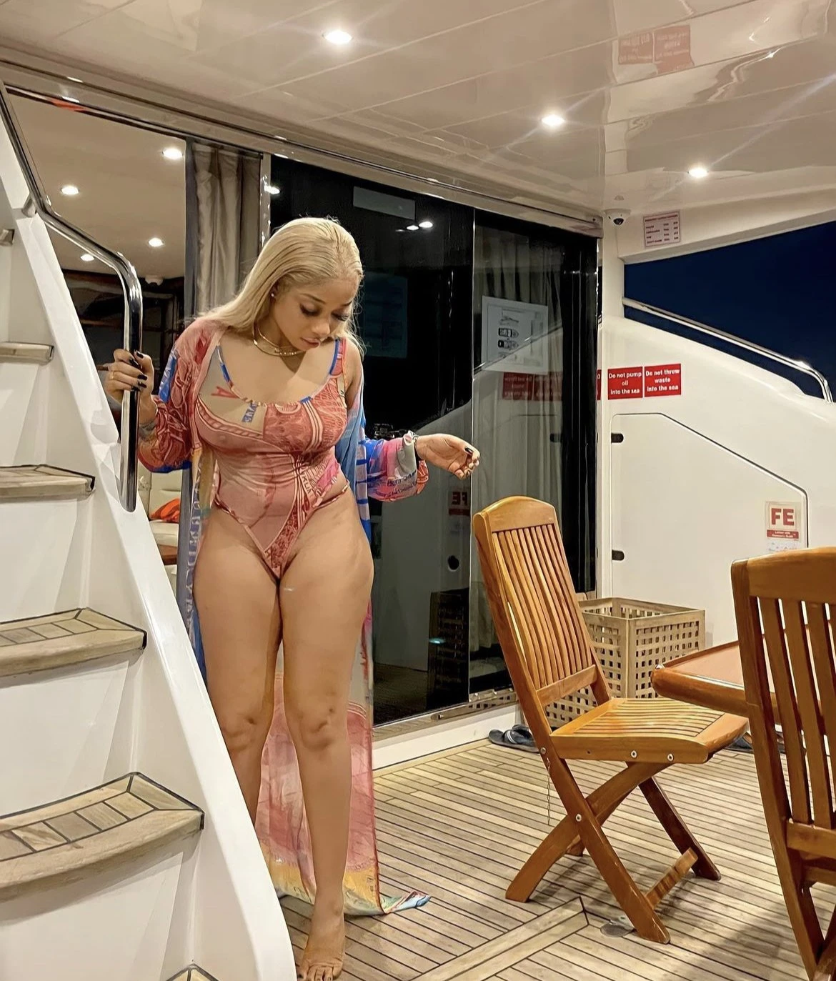 Nora – Ghanaian masseuse in Cotonou, Escort, Cotonou