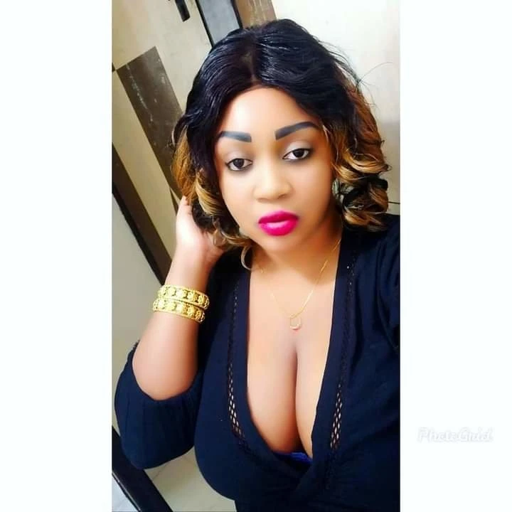 Jennifer Babyyy – South African adult performer in Gurgaon — 2 / 6