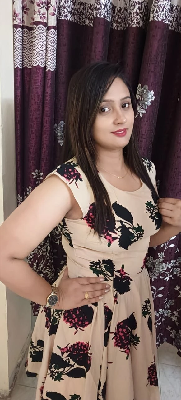 Kavya – Indian escort in Chennai — 3 / 4
