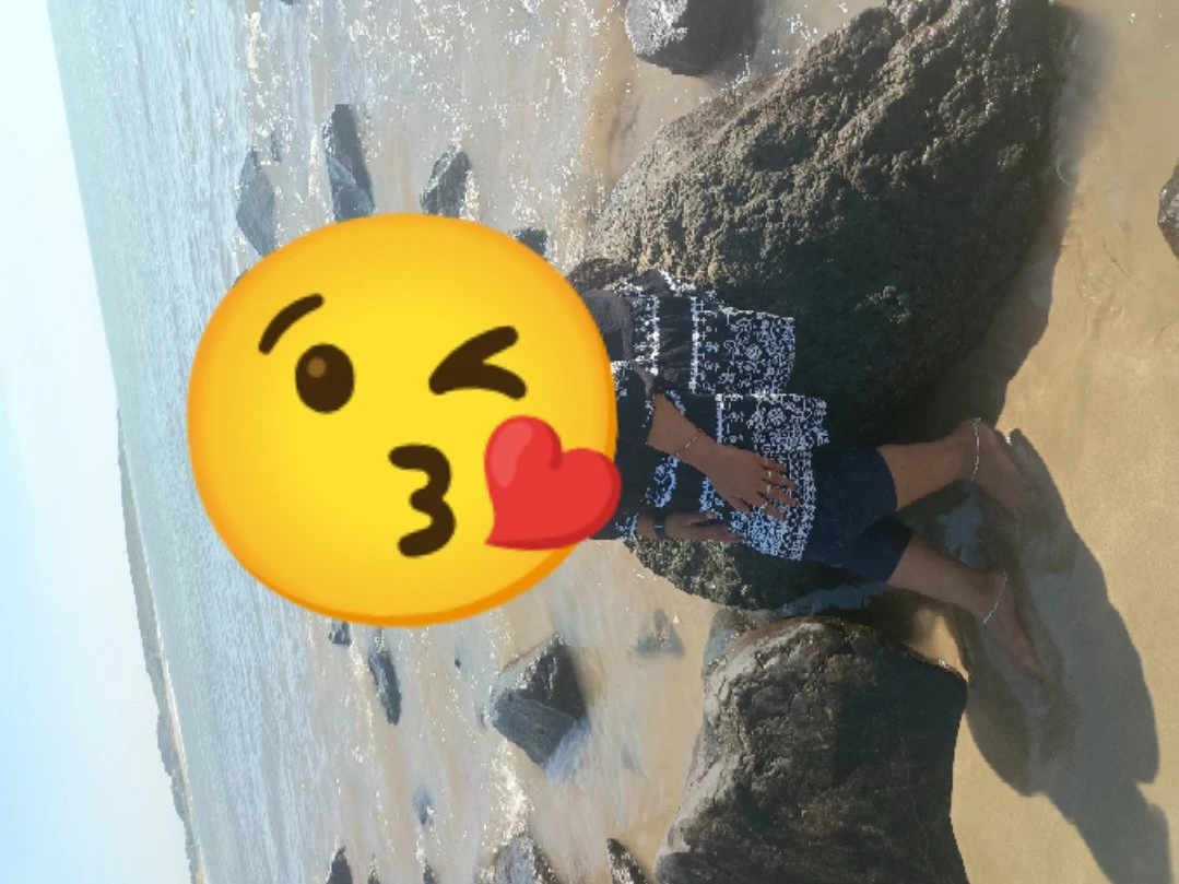 Saloni bhabhi – Indian escort in Ahmedabad — 3 / 4