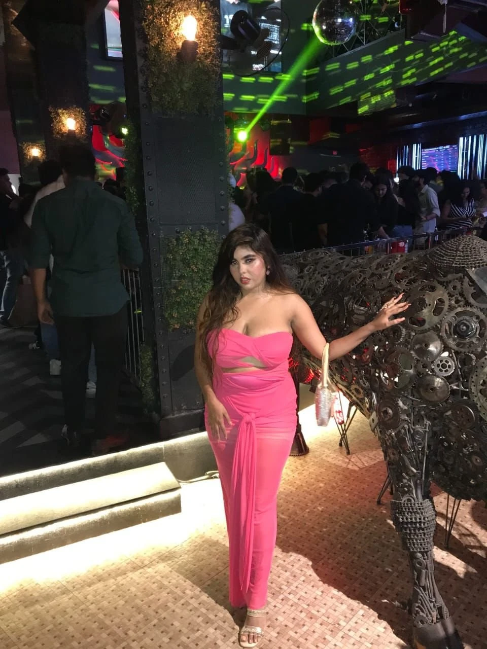 Erotic Rose Mitra – Indian escort in Bangalore — 3 / 6