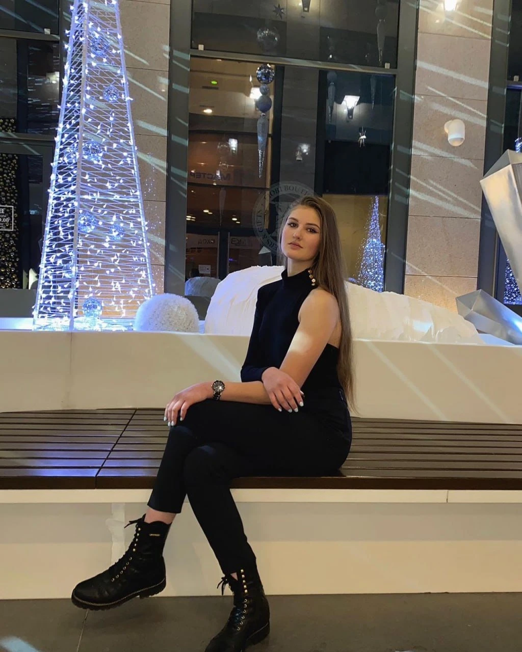 Vesta – Russian escort in Hong Kong — 5 / 8