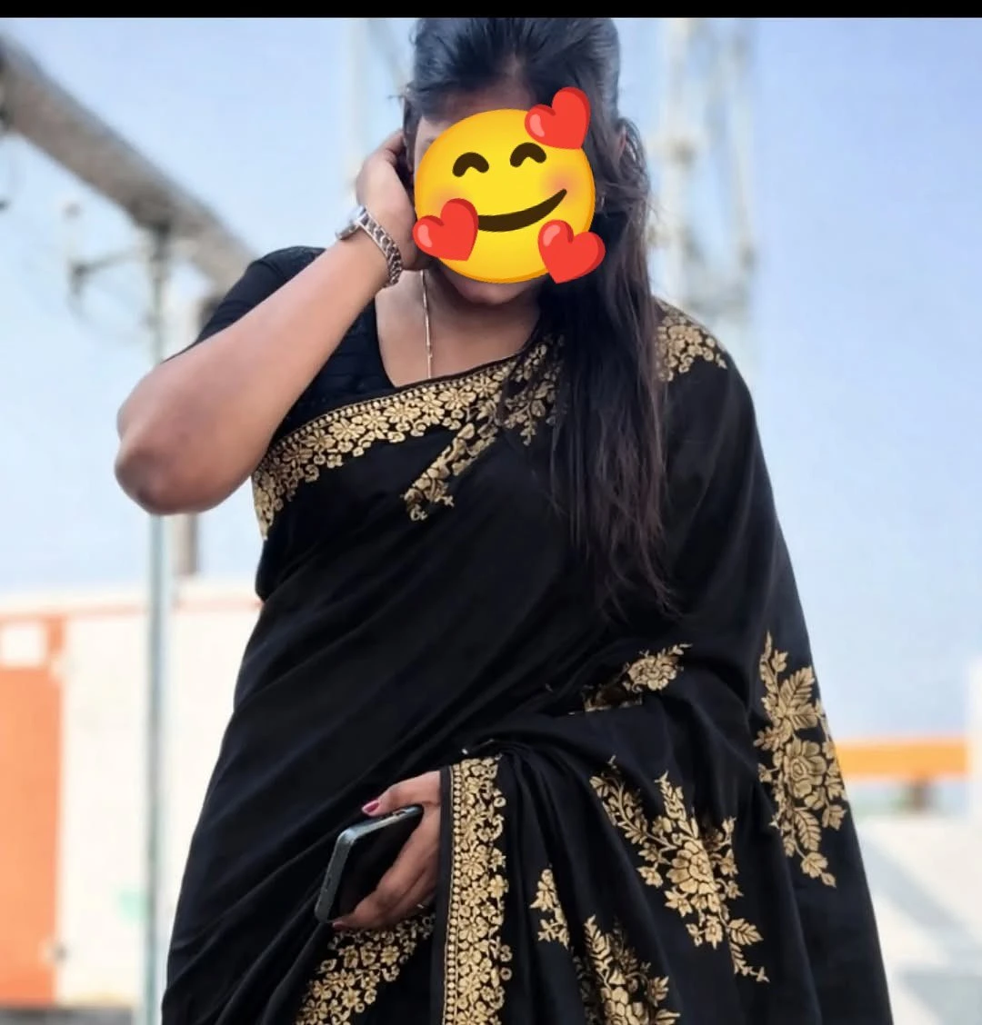 Tanya here new in bangalore – Indian escort in Bangalore — 2 / 5