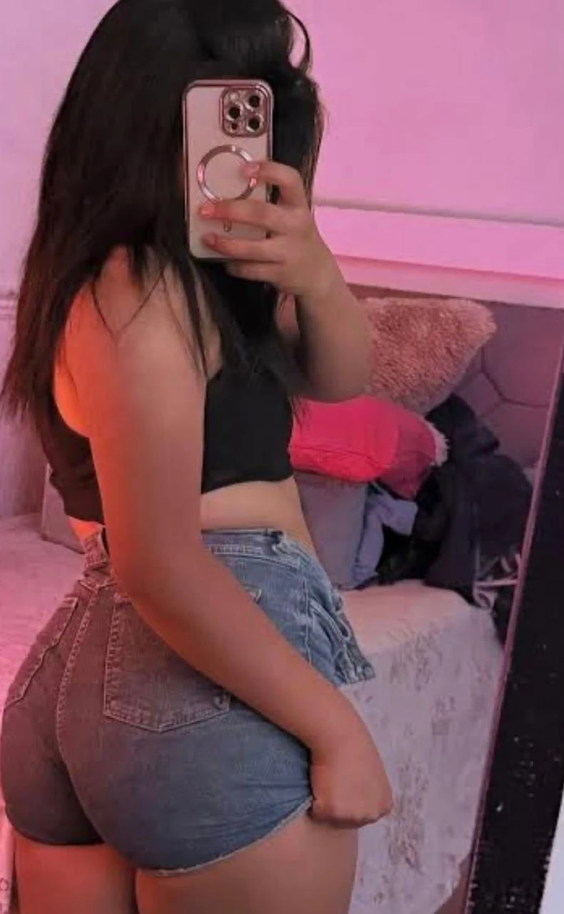 Deepi – Indian escort in Bangalore — 12 / 21