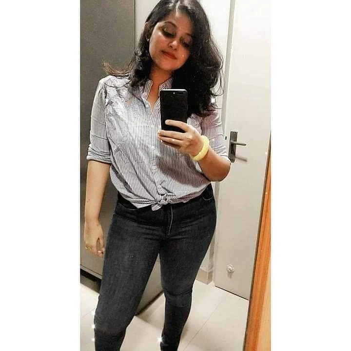 Aditi Alone Need Meeting for Fun – Indian escort in Candolim, Goa — 4 / 6