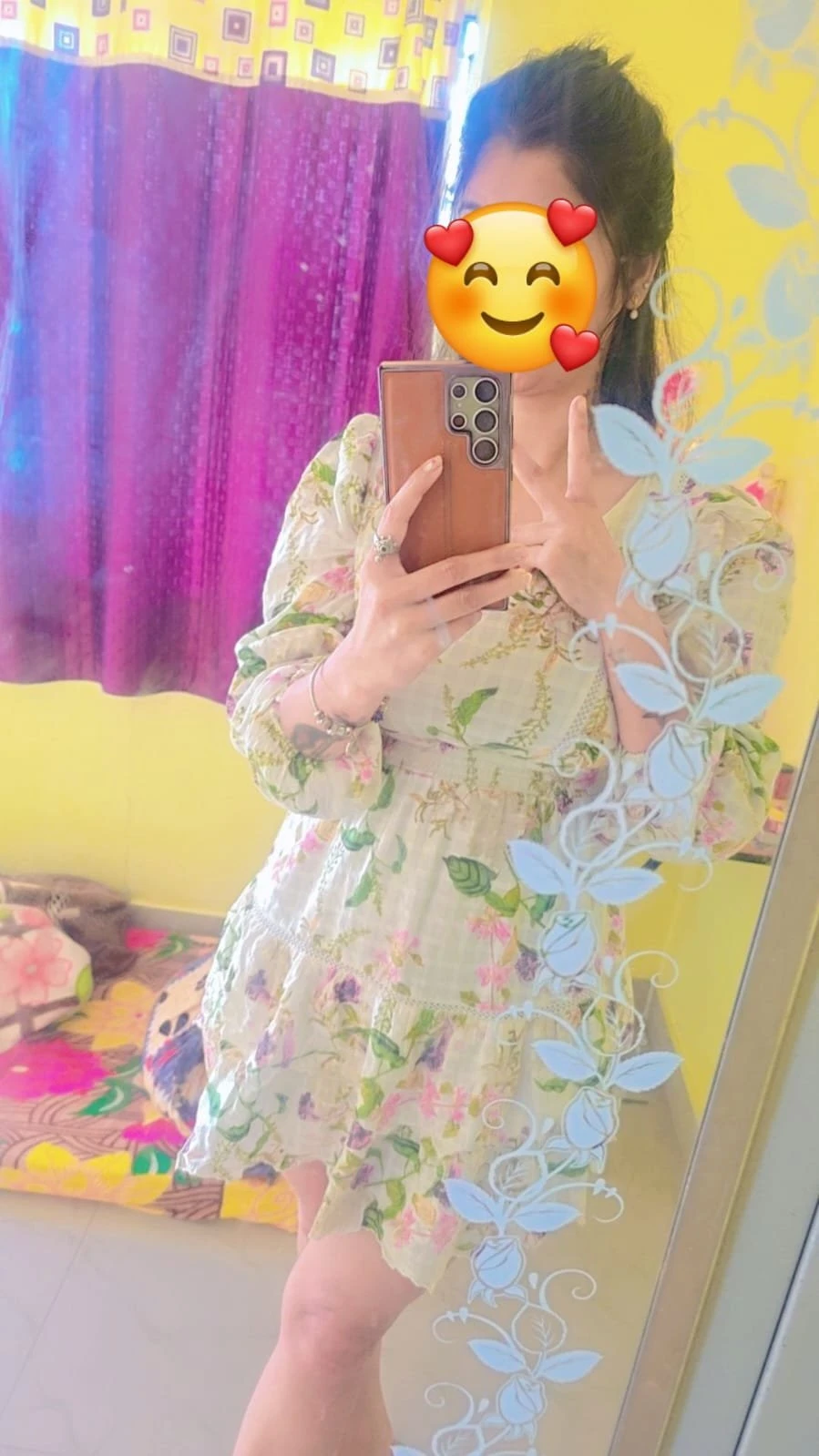 Neha Real Meet & Cam Show – Indian escort in Bangalore — 4 / 6