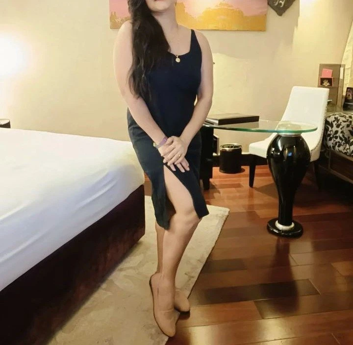 Jiya – escort in Chennai — 1 / 2