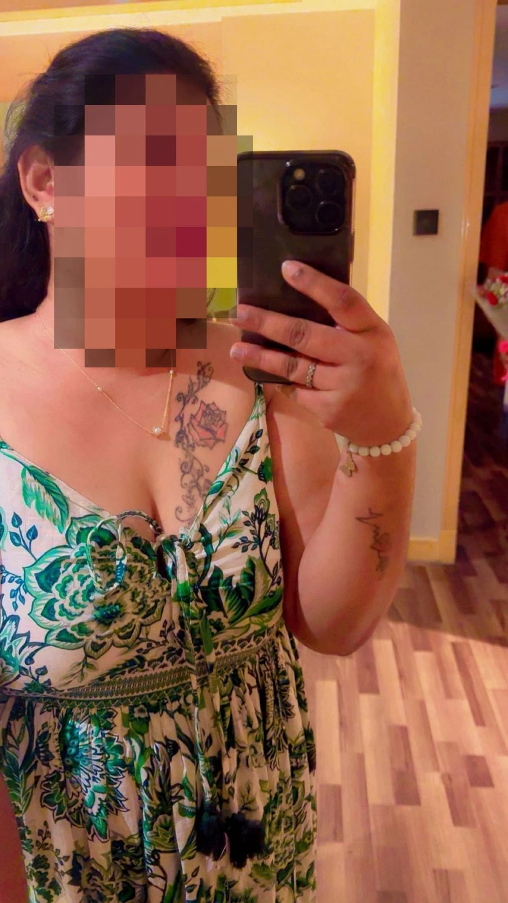 Malni – Indian escort in Chennai — 5 / 13