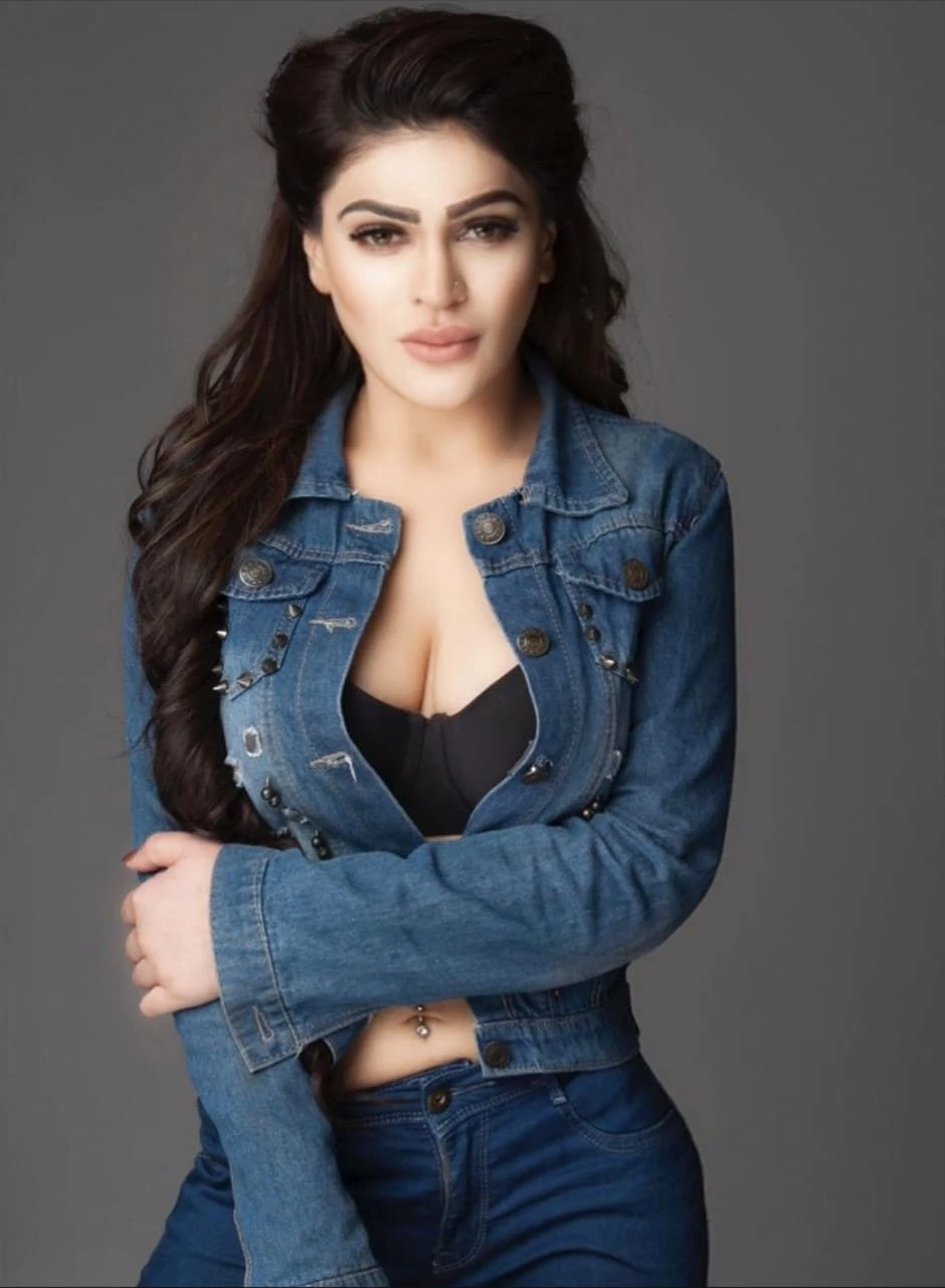 Hi class model – Indian escort in Hong Kong — 10 / 11