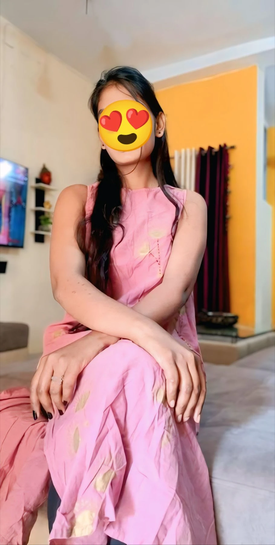 Cam & Meet Service – Indian escort in Chennai — 3 / 4