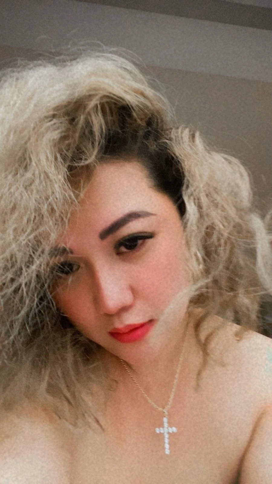 Party Girl Young – Australian escort in Hong Kong — 5 / 11