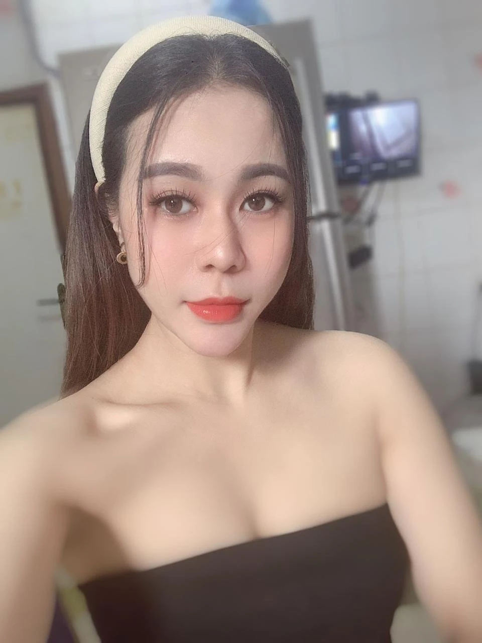 Tina – escort in Bangalore — 3 / 5