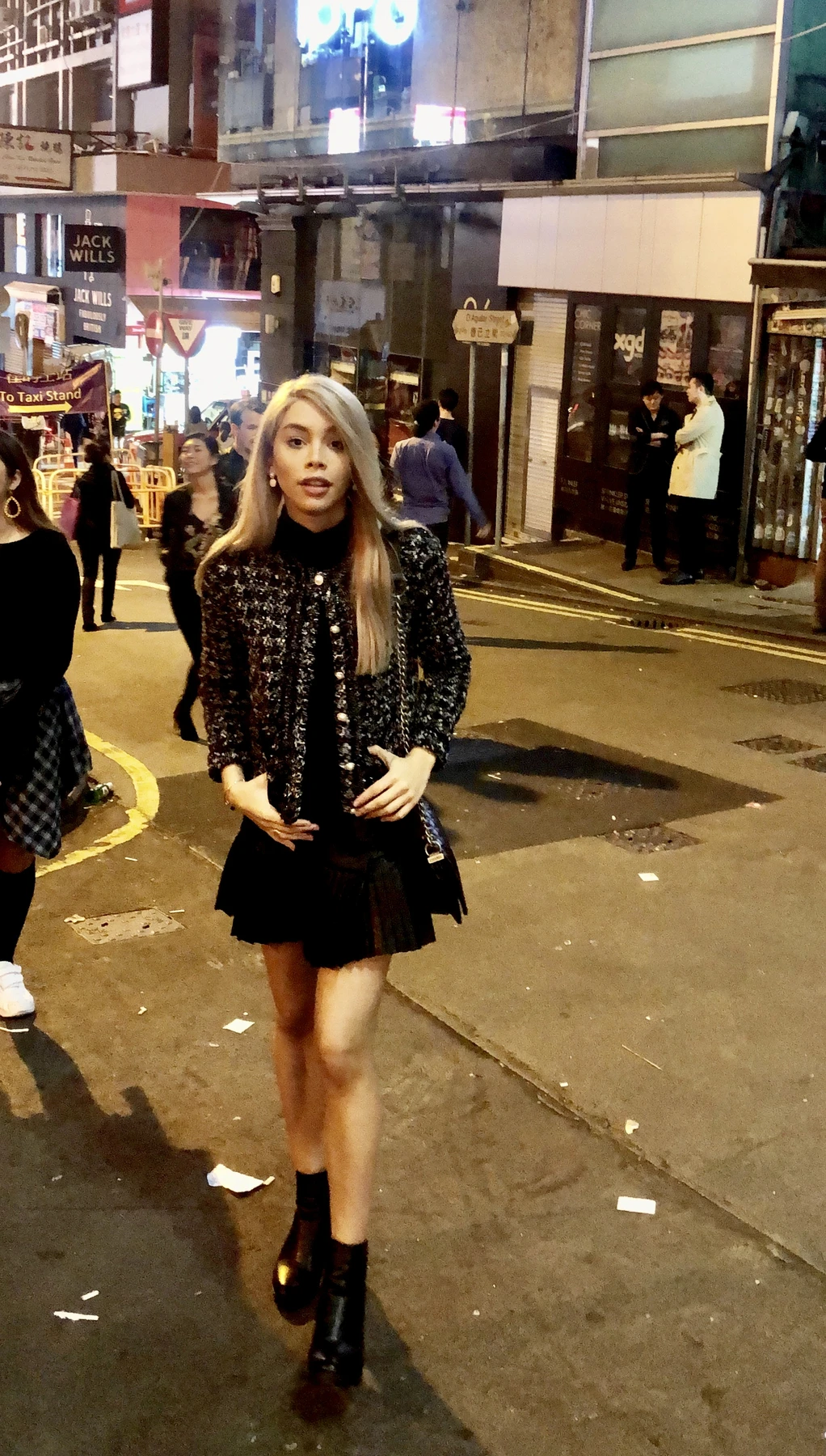PARTY-MAYA- LATINA – Argentinean escort in Hong Kong — 4 / 5