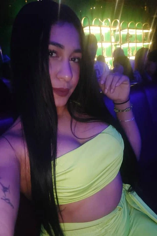 Sanem – Cuban escort in Hong Kong — 3 / 8