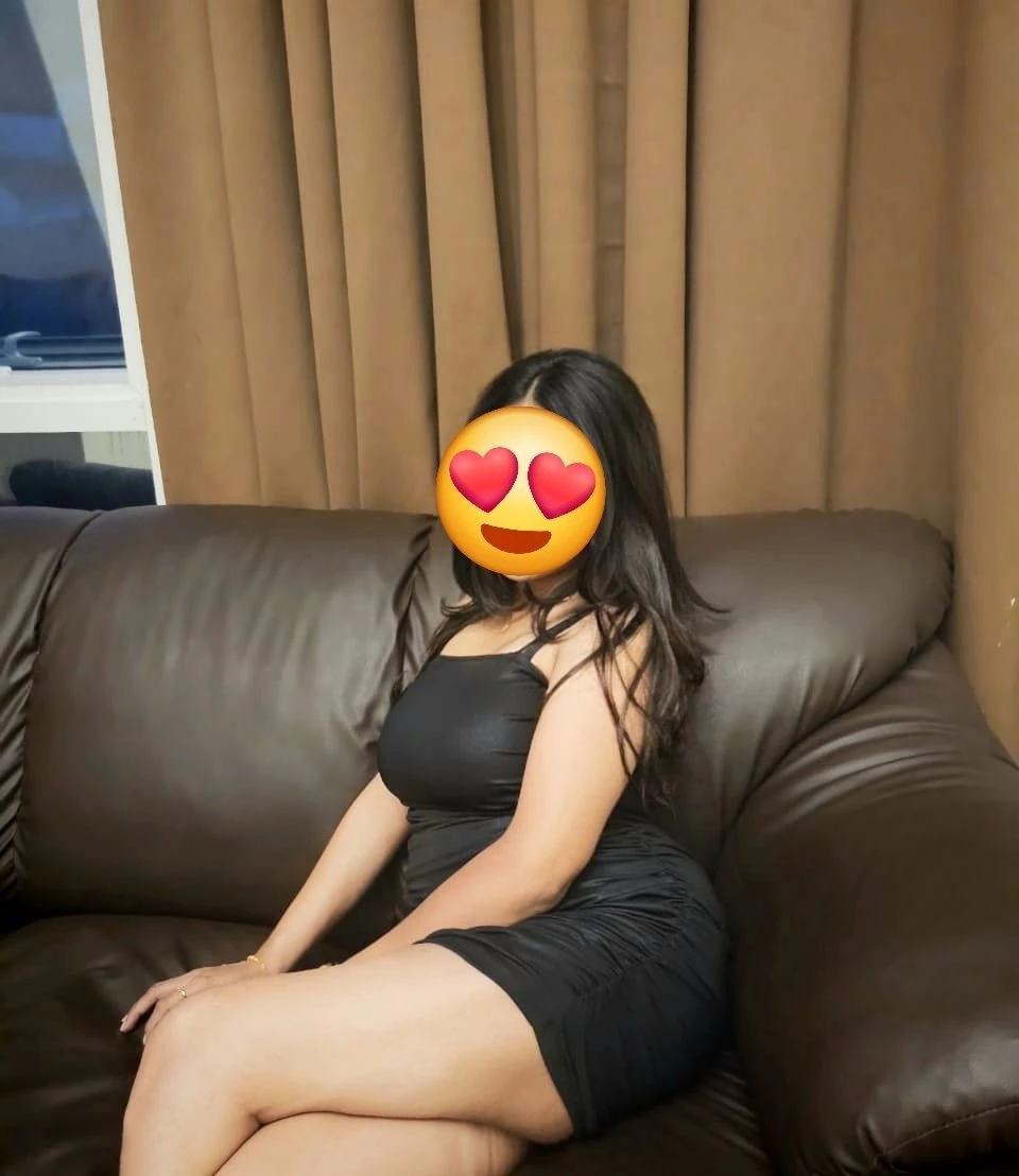 Anvi here for few day an indian model – Indian escort in Bangalore — 9 / 16