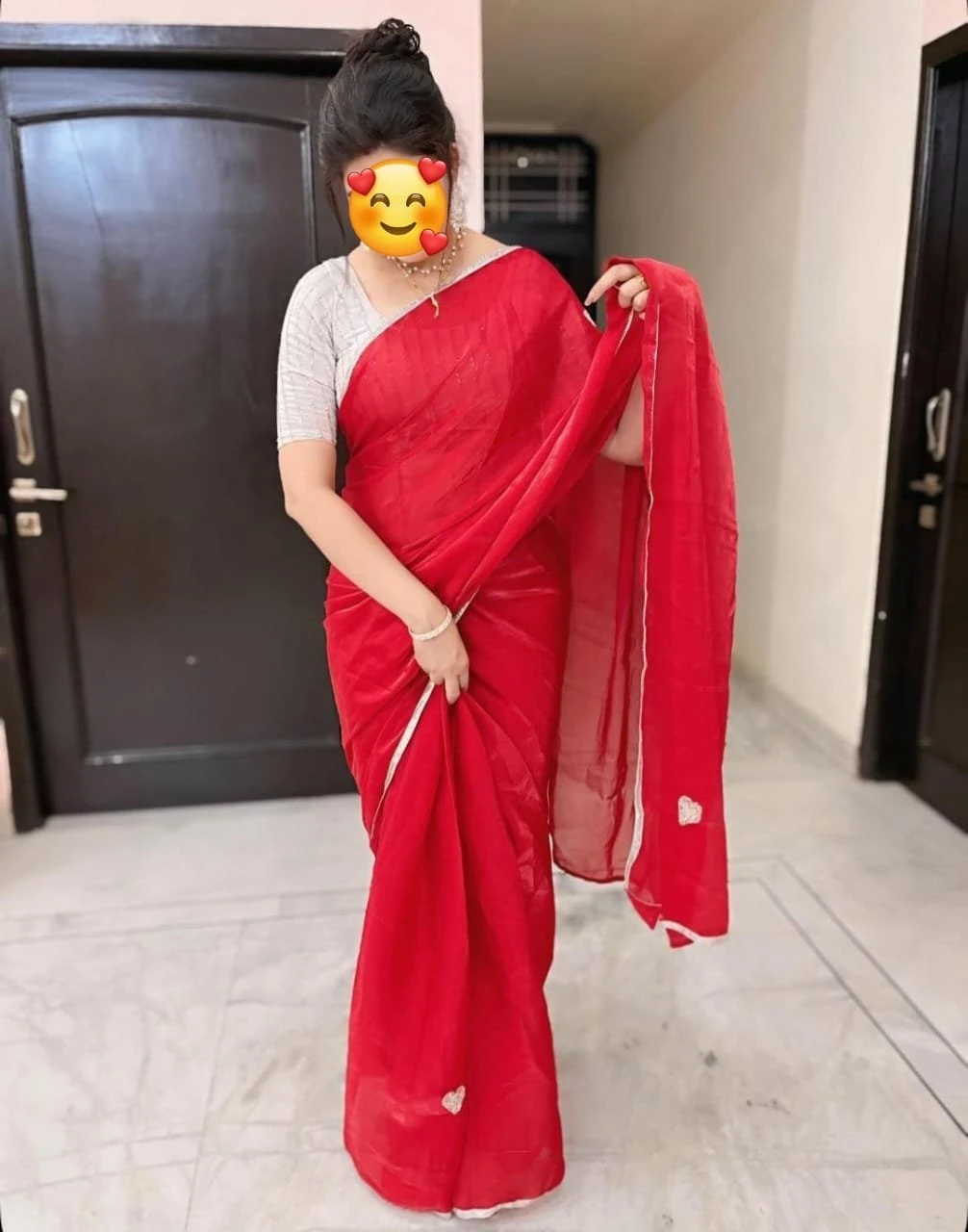 Preet genuine Girl Web Cam service – Indian escort in Bangalore — 1 / 2