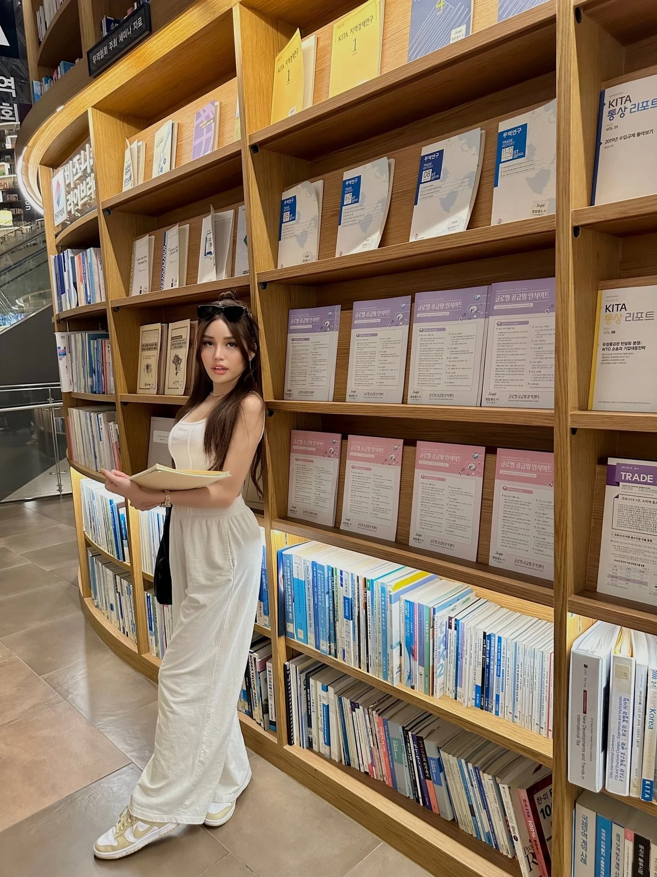 YOURDREAMGIRL VIP – Malaysian escort in Hong Kong — 3 / 12