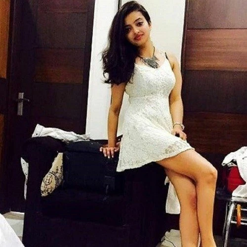 Richa – Indian masseuse in Bangalore — 3 / 5