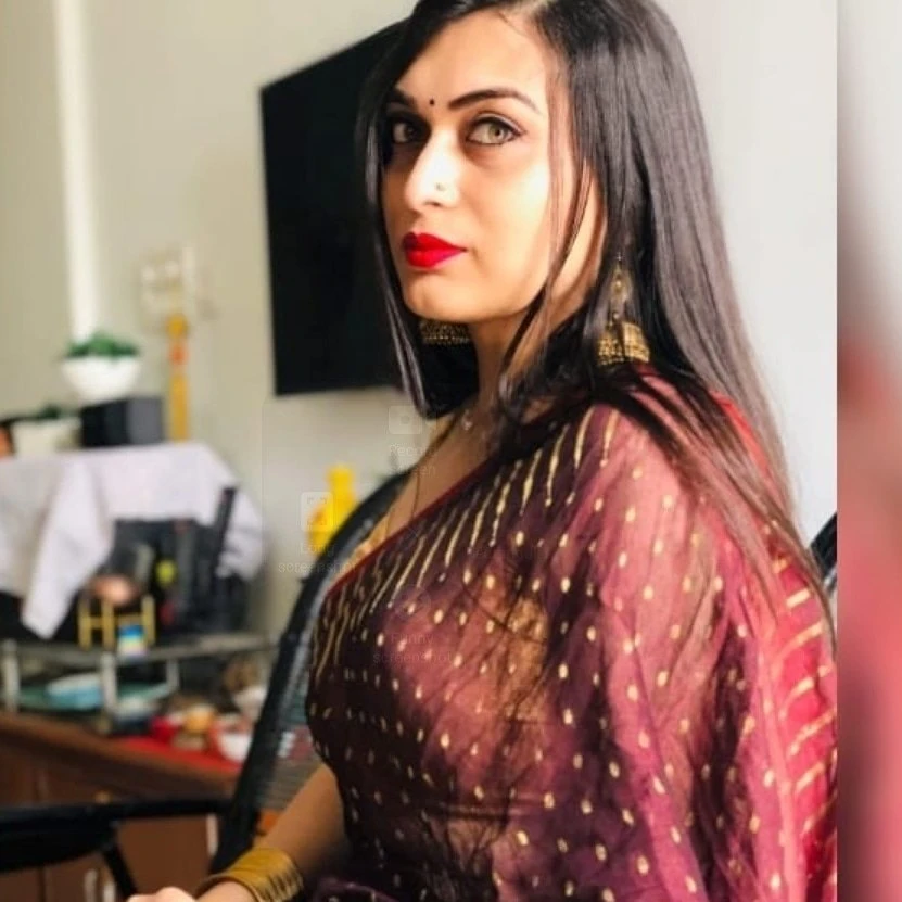 Busty Bong Alina Only for Paid Cam. 26 – Indian escort in Chennai — 8 / 11