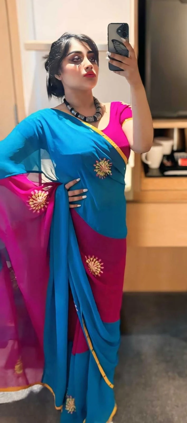 Isha – Indian escort in Hong Kong — 4 / 8