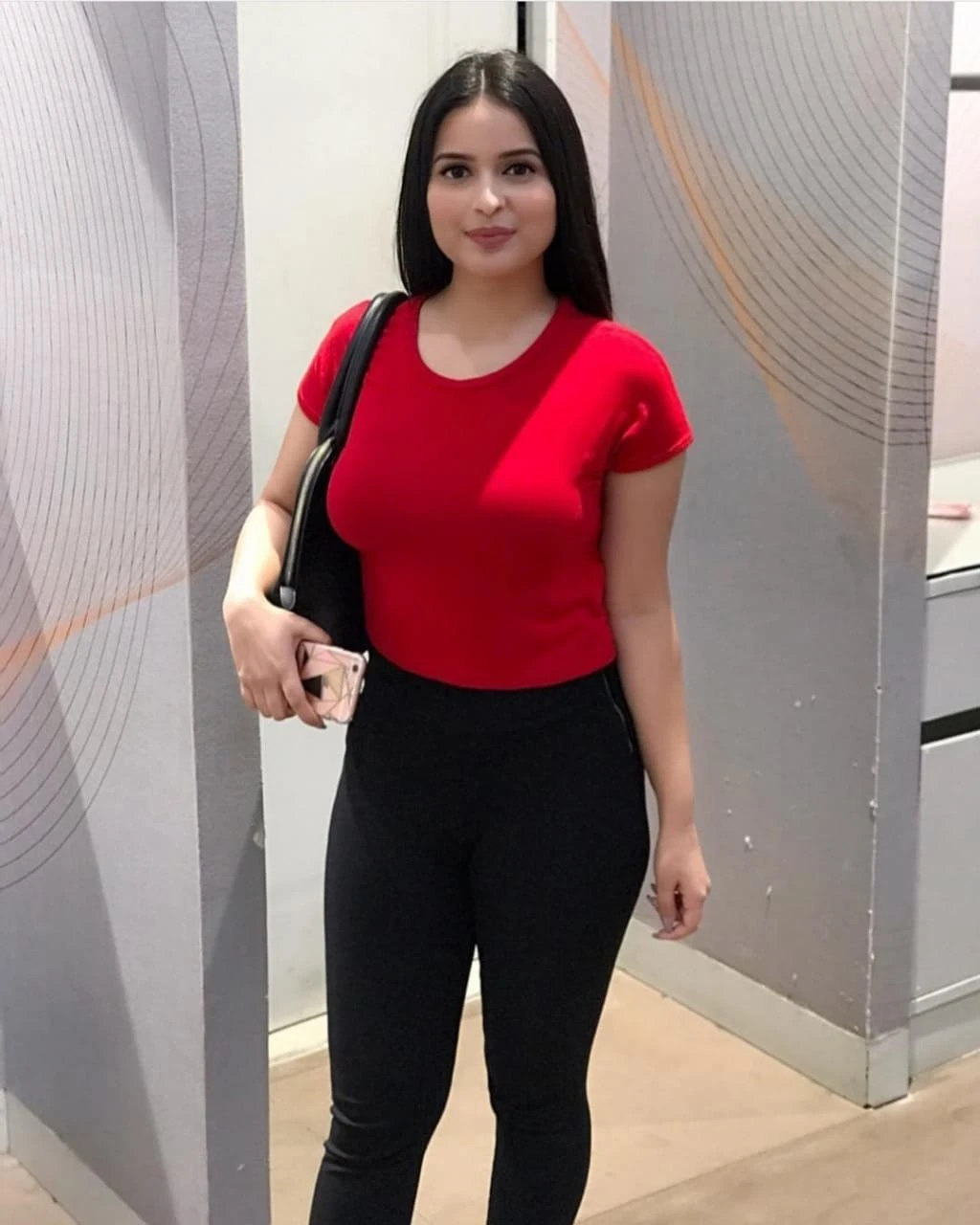 Priya – Indian escort in Bangalore — 3 / 4