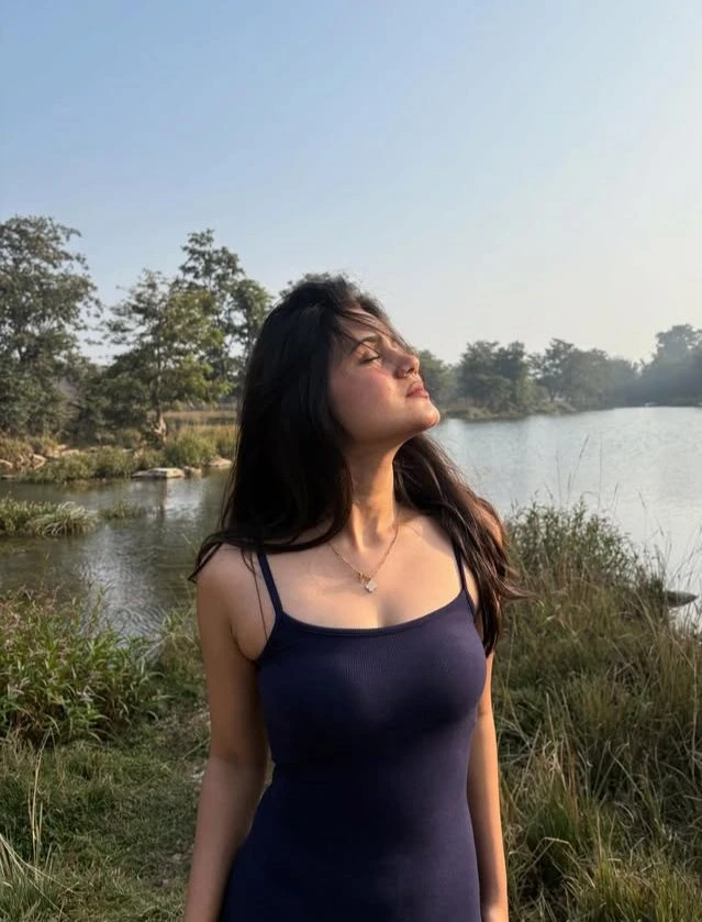 Lavanya escort booking 299 advance – Indian escort in Ahmedabad — 4 / 8