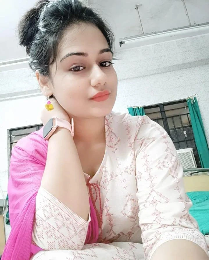Zoya Khan – Indian escort agency in Gurgaon — 2 / 4