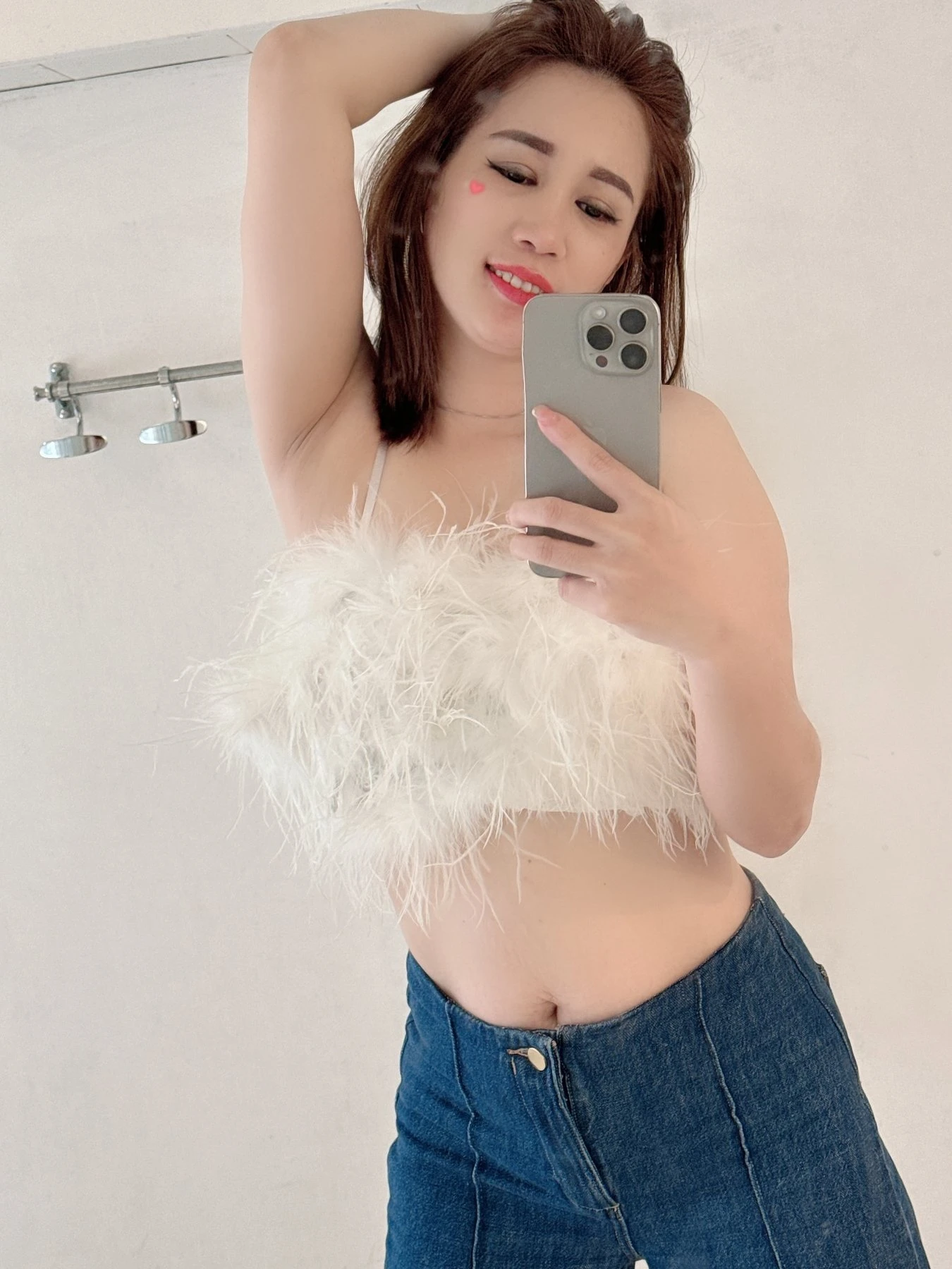 Lyly – escort in Hong Kong — 3 / 5