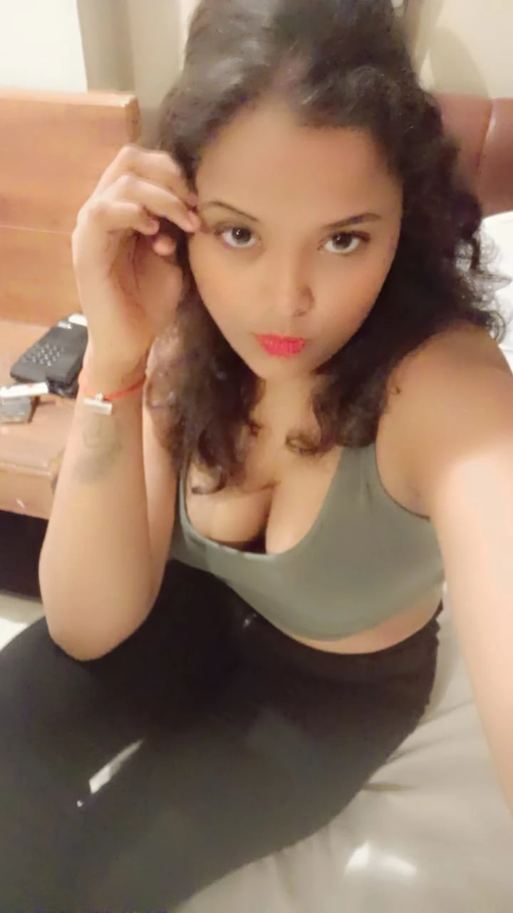 Guarantee Full Satisfaction – Indian escort in Bangalore — 2 / 4
