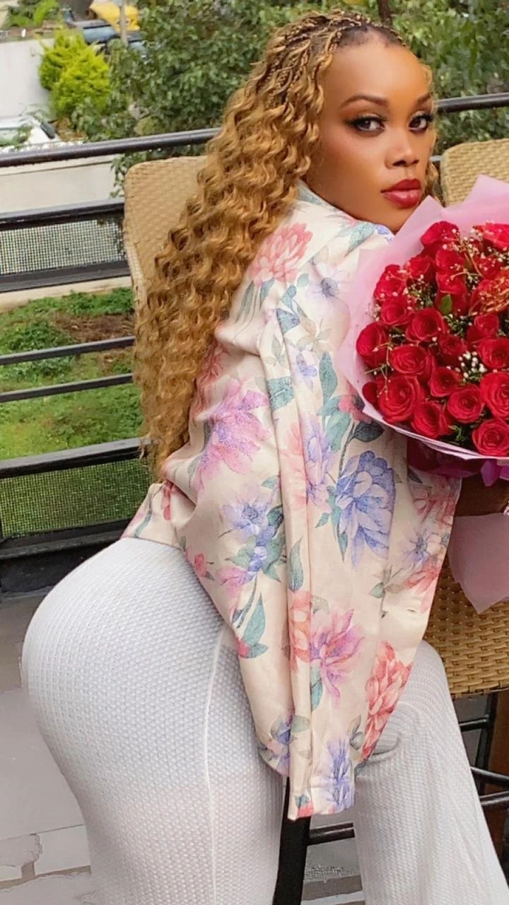 Sexy videos calls available. – Burundian escort in Bangalore — 10 / 11