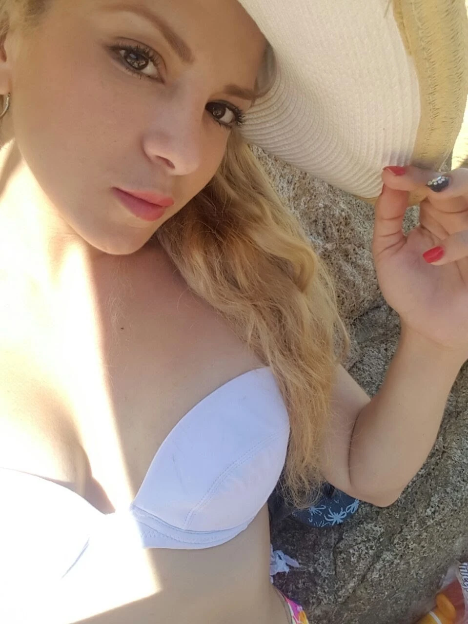 Estrella – Colombian escort in Hong Kong — 2 / 6