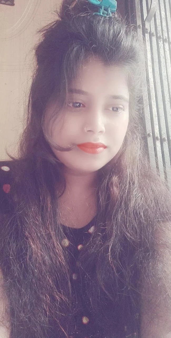 Aarushi Cam Show and Real Meet – Indian escort in Bangalore — 2 / 3