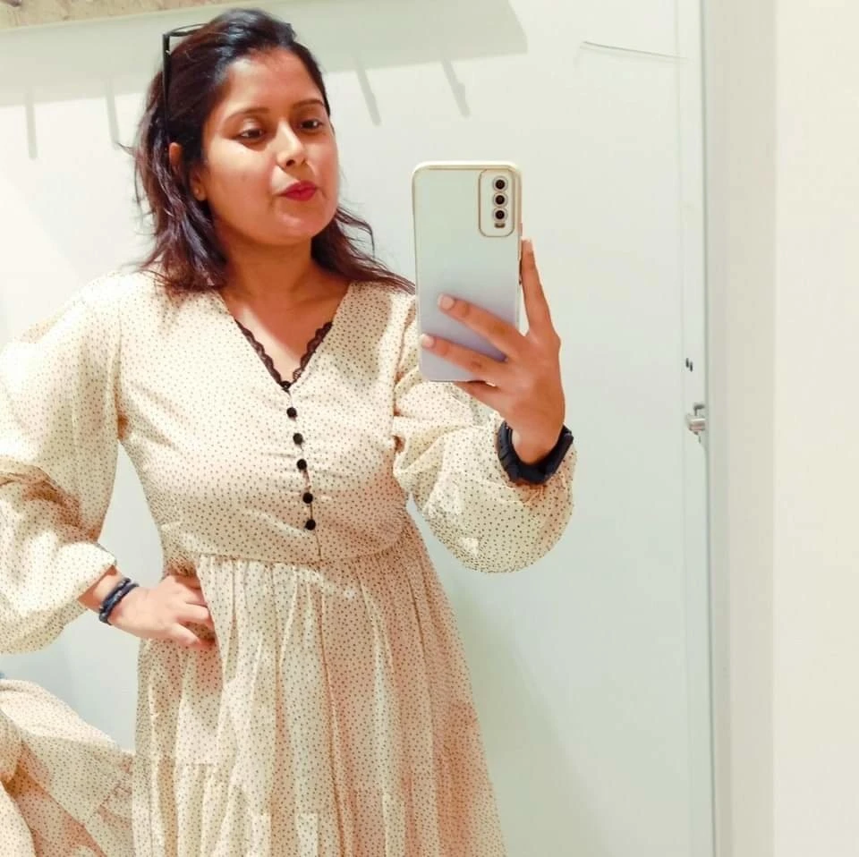 Call Me Sanjna Genuine Escort Serviglore – Indian escort in Bangalore — 2 / 5