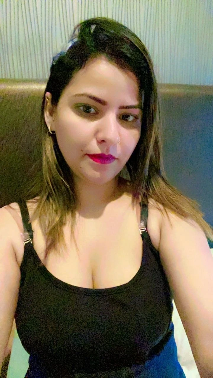 Neha – Indian escort in Bangalore, Escort, Banga