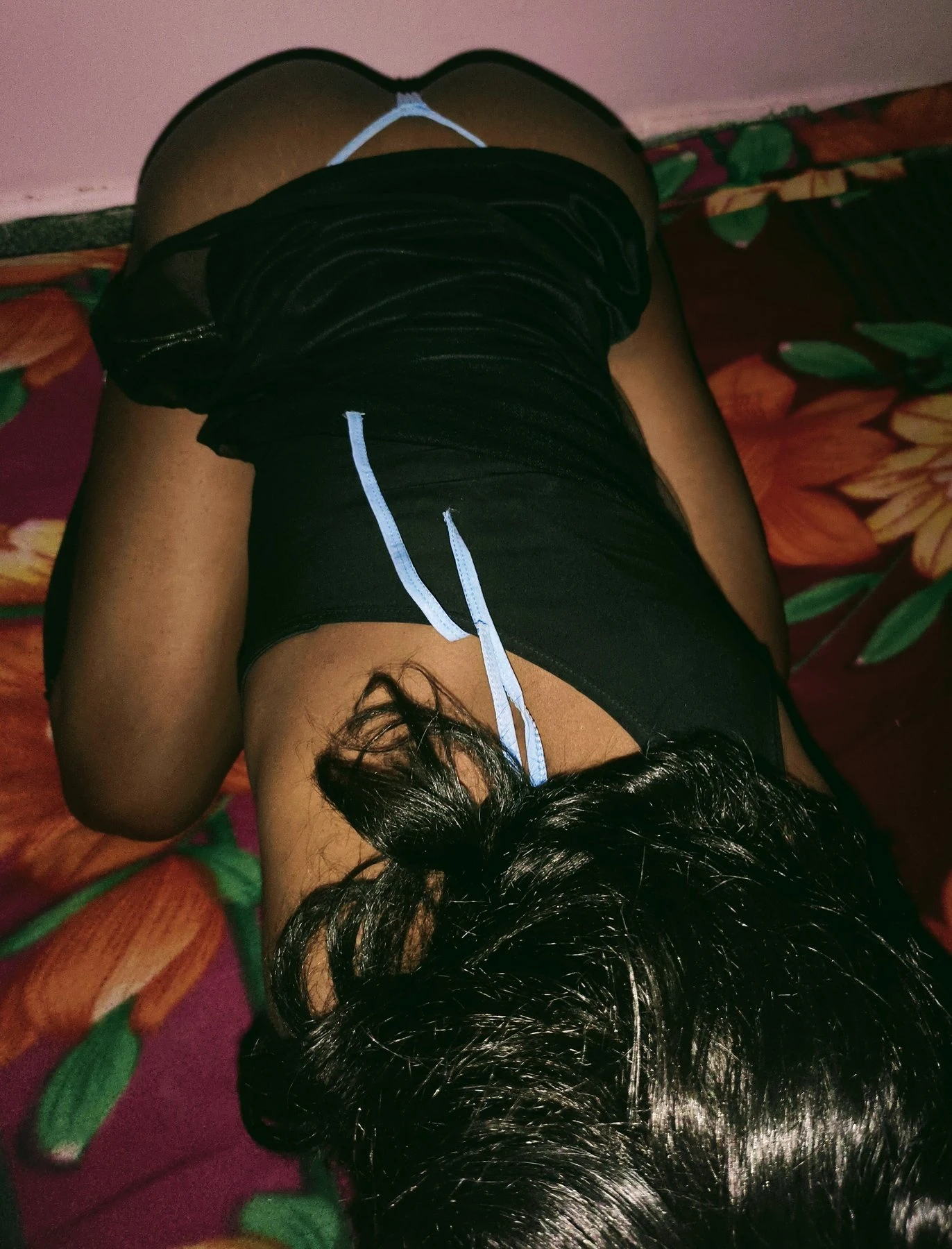 Anastasia- My super hot new video! – Kenyan escort in Bangalore — 5 / 6