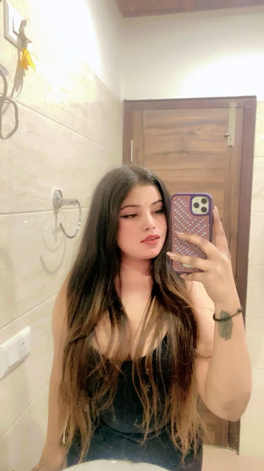 Siya Escort – Indian escort in Candolim, Goa — 5 / 12