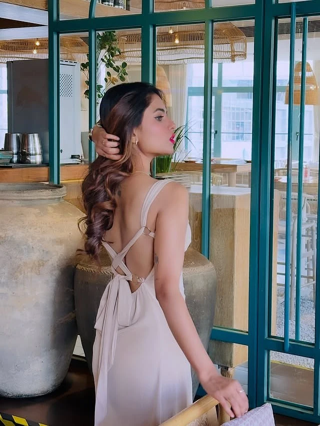 Escort Service – Indian escort in Ahmedabad — 2 / 8